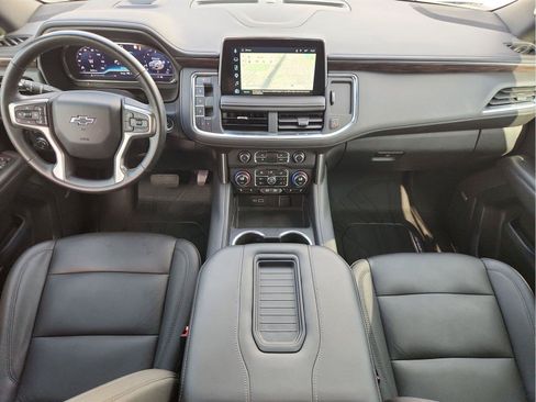 Used 2023 Chevrolet Suburban Z71 w/ Luxury Package AWD/4WD image 21