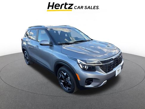 Used 2025 Kia Seltos S image 1