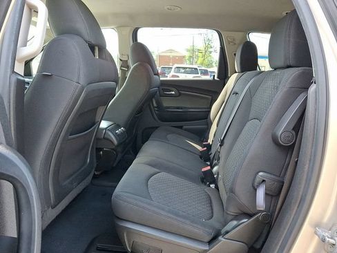 Used 2011 Chevrolet Traverse LT w/ Personal Connectivity Package FWD image 10