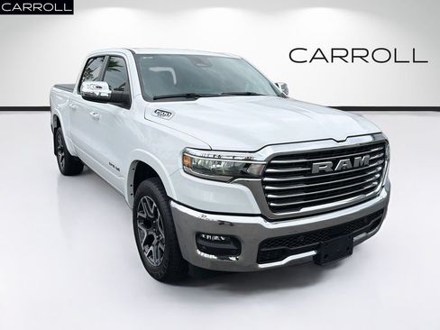 Used 2025 RAM 1500 Laramie AWD/4WD image 1