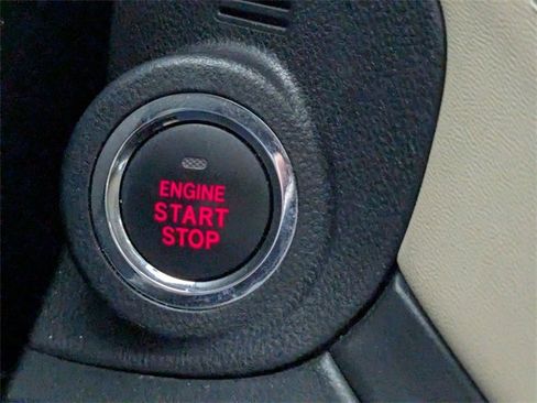 Used 2023 Subaru Outback Limited image 25