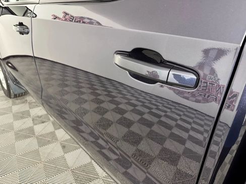 Used 2023 Chevrolet Silverado 1500 LT image 26