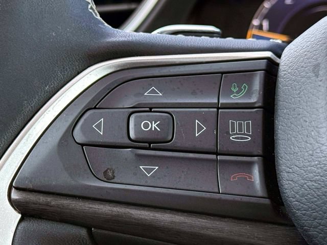 Used 2023 Jeep Grand Cherokee L Limited AWD/4WD image 26