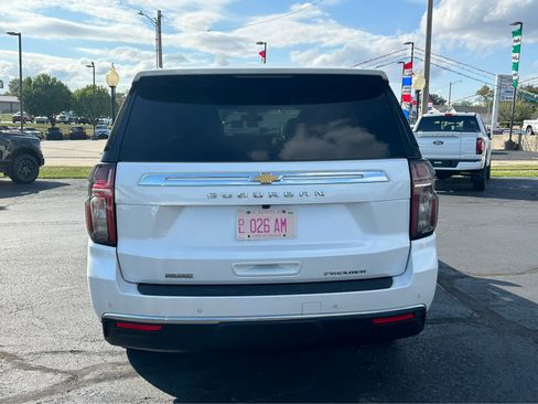Used 2022 Chevrolet Suburban Premier image 5
