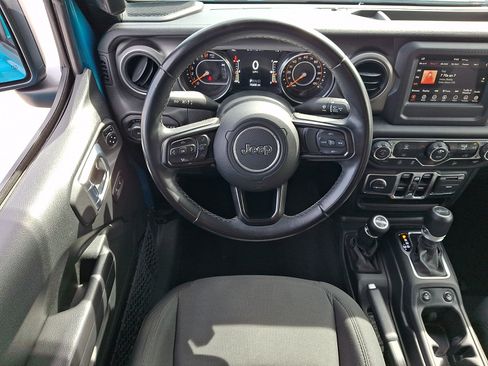 Used 2019 Jeep Wrangler Unlimited Sport S AWD/4WD image 11