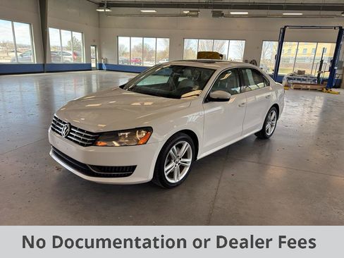 Used 2014 Volkswagen Passat TDI SE image 1