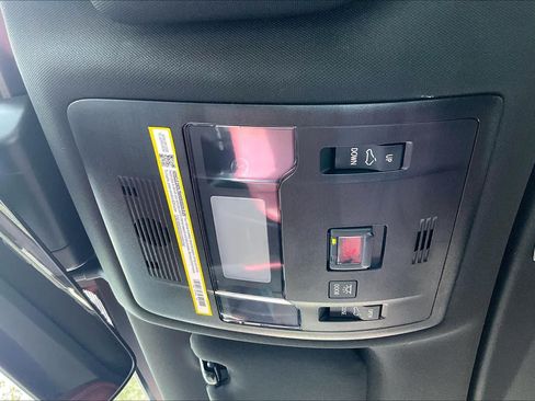 Used 2025 Lexus IS 300 w/ Premium Package RWD image 32