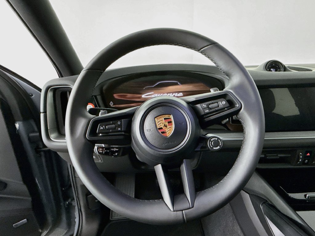 Certified 2026 Porsche Cayenne AWD/4WD image 12