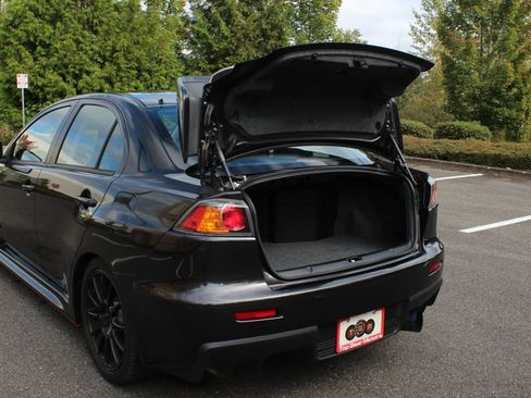 Used 2014 Mitsubishi Lancer Evolution GSR image 18