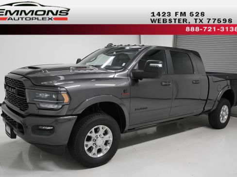 Used 2024 RAM 2500 Limited image 1