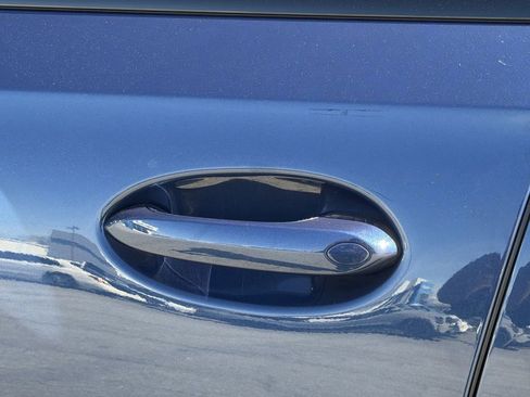 Used 2021 BMW X6 sDrive40i w/ M Sport Package image 36