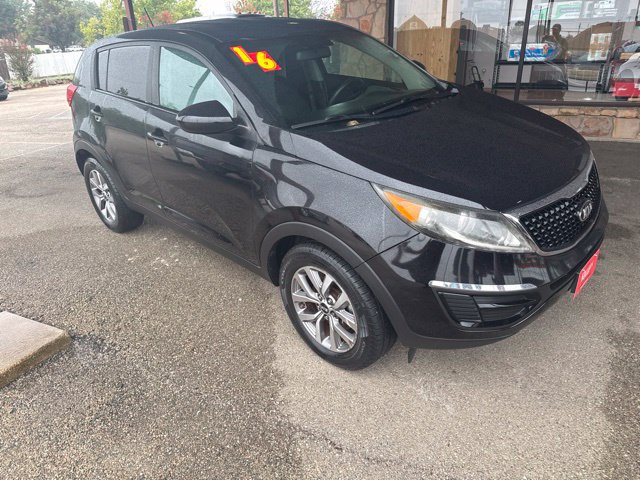 Used 2016 Kia Sportage LX FWD image 1