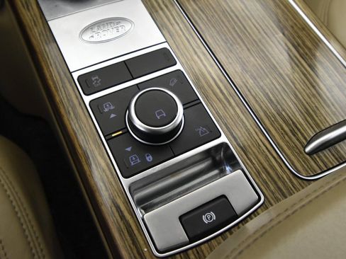 Used 2018 Land Rover Range Rover Long Wheelbase Supercharged image 20