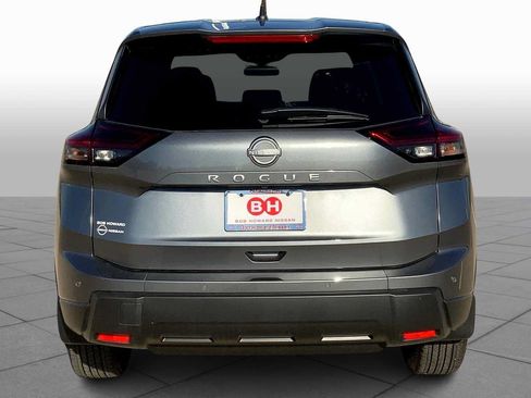 Certified 2025 Nissan Rogue S FWD image 4