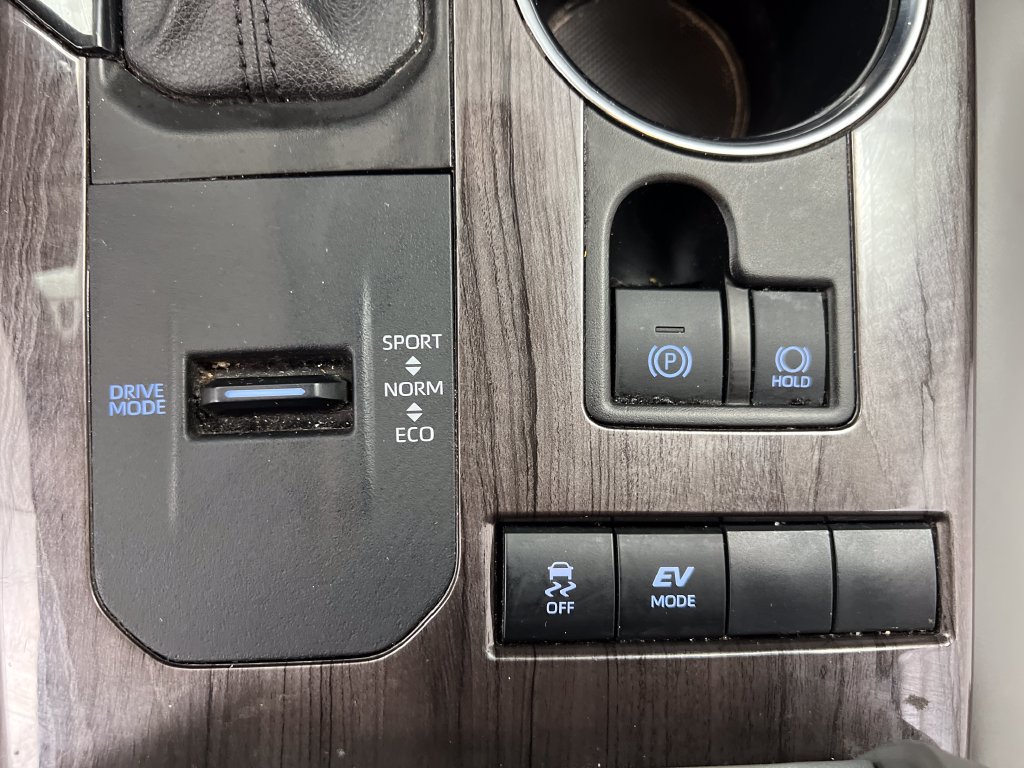 Used 2020 Toyota Highlander Platinum FWD image 53