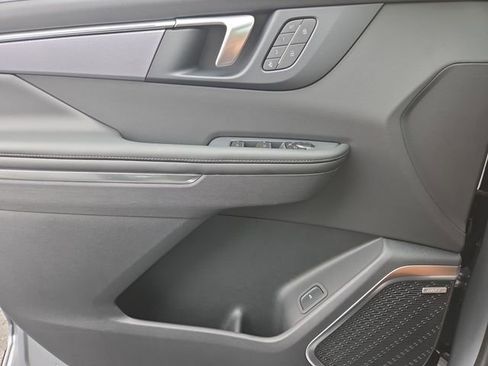 New 2026 Buick Enclave Sport Touring w/ Power Package image 22