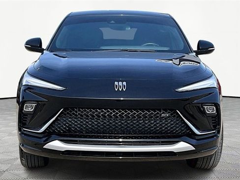 Used 2024 Buick Envista Sport Touring w/ Convenience I Package image 3