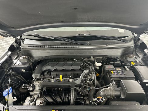 Used 2024 Hyundai Venue SEL image 33