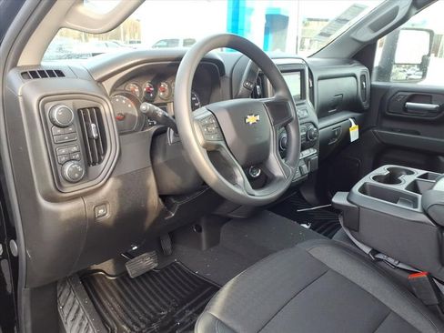 New 2026 Chevrolet Silverado 2500 Custom w/ Custom Value Package image 12