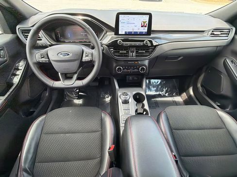 Used 2025 Ford Escape ST-Line FWD image 23
