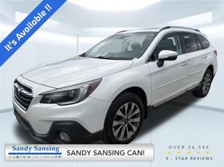 Used 2018 Subaru Outback 3.6R Touring AWD/4WD video 1