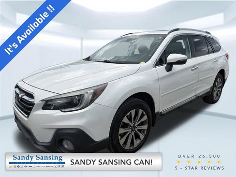 Used 2018 Subaru Outback 3.6R Touring AWD/4WD image 1