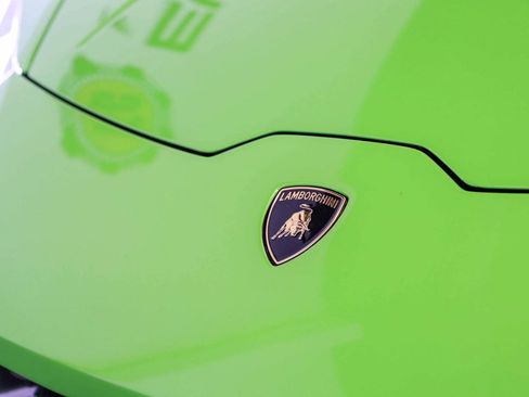 Used 2015 Lamborghini Huracan LP 610-4 AWD/4WD image 24