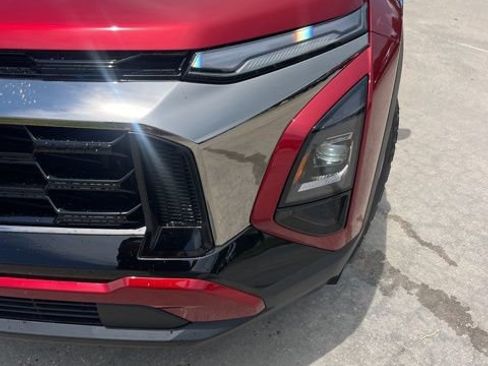 New 2026 Chevrolet Equinox ACTIV w/ LPO, Floor Liner Package image 13