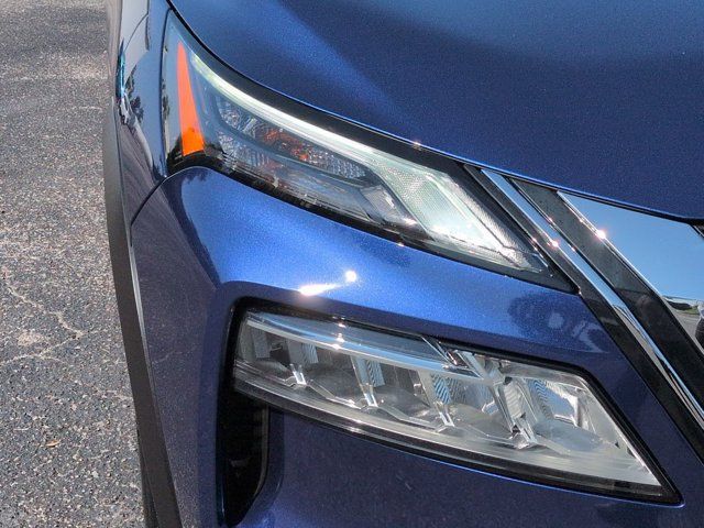 Certified 2023 Nissan Rogue SV FWD image 10