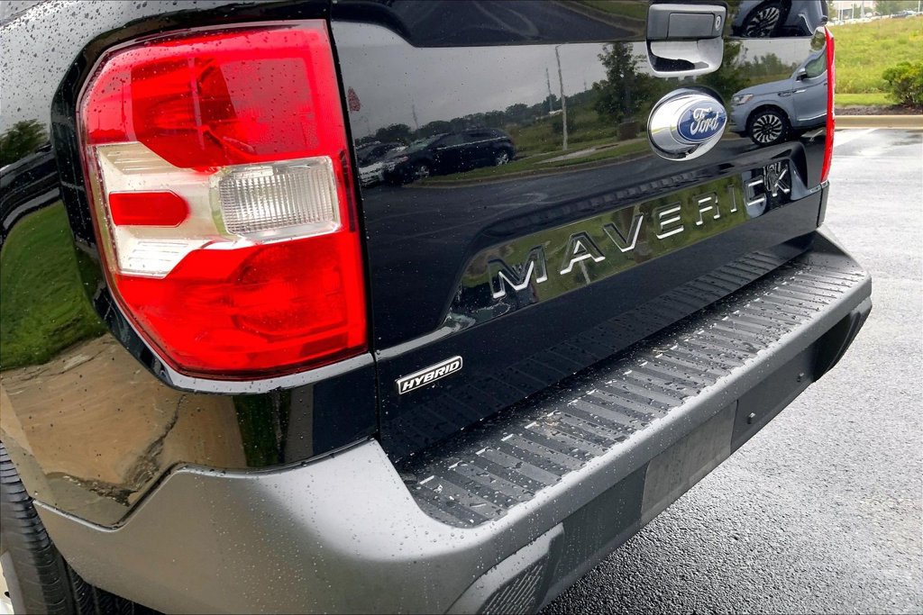 Used 2024 Ford Maverick XL FWD image 4