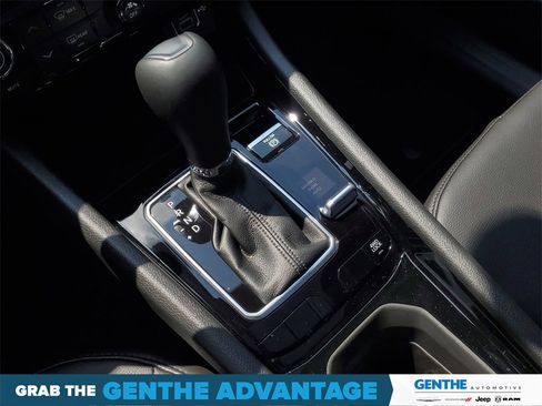 Used 2025 Jeep Compass Limited w/ Sun & Sound Group image 23