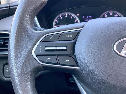 Used 2020 Hyundai Santa Fe SE image 22