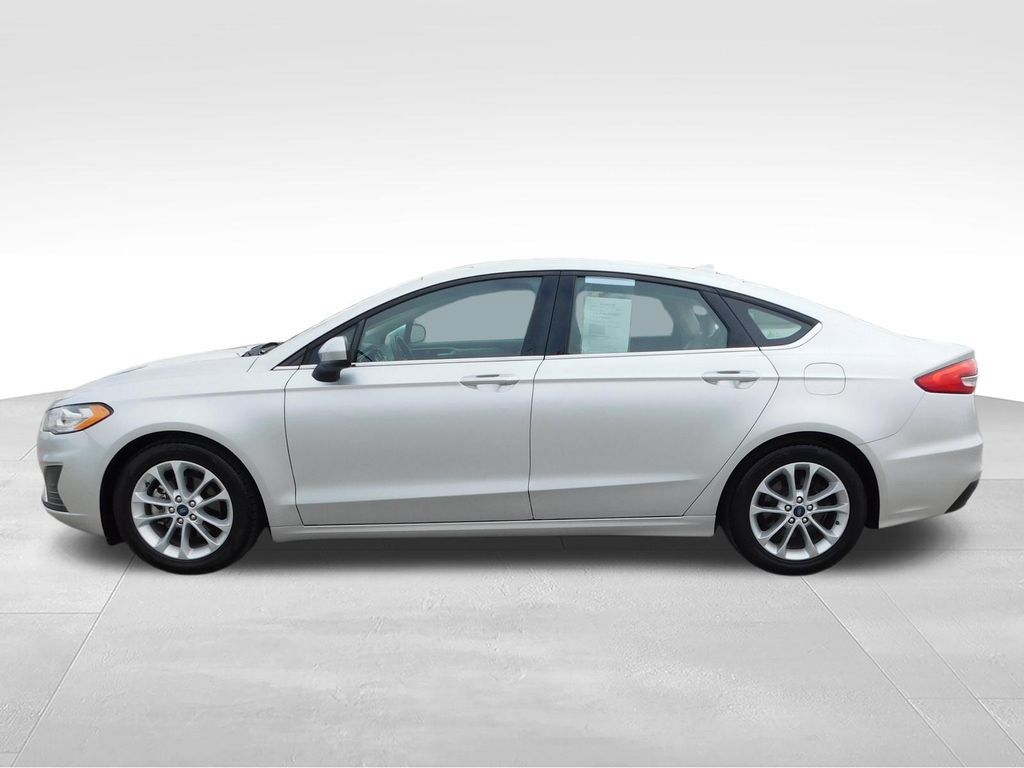 Used 2019 Ford Fusion SE FWD image 6