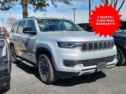 Used 2024 Jeep Wagoneer Series II image 1