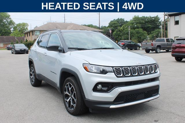Used 2025 Jeep Compass Limited AWD/4WD image 2
