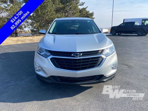 Used 2020 Chevrolet Equinox LT w/ Driver Convenience Package image 10