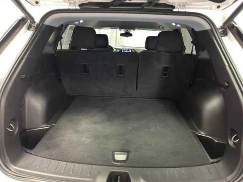 Used 2022 Chevrolet Blazer LT AWD/4WD image 24