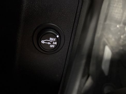 Certified 2024 Chevrolet Equinox RS image 25