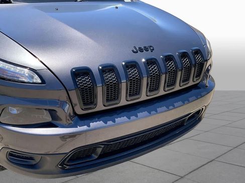 Used 2016 Jeep Cherokee Sport AWD/4WD image 29