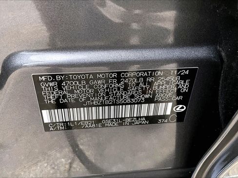 Used 2025 Lexus IS 350 F Sport w/ Accessory Package 2 RWD image 35