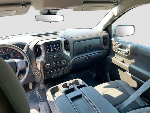 Used 2024 Chevrolet Silverado 1500 Custom Trail Boss AWD/4WD image 21