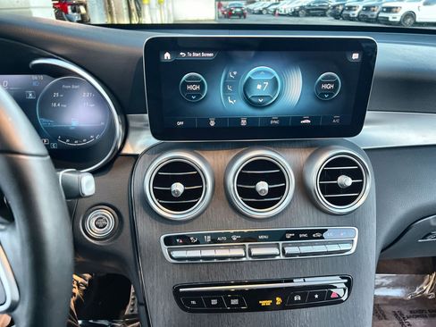 Used 2021 Mercedes-Benz GLC 300 GLC 300 image 20