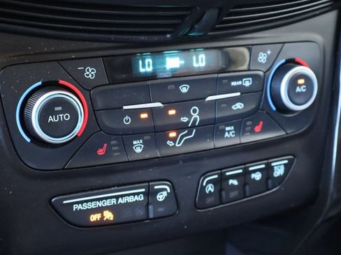 Used 2019 Ford Escape Titanium AWD/4WD image 22