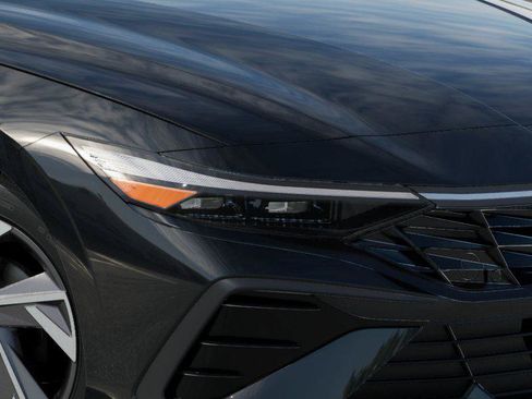 New 2026 Hyundai Elantra SEL Sport image 10