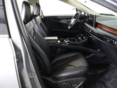 Used 2023 Lincoln Nautilus Reserve image 35