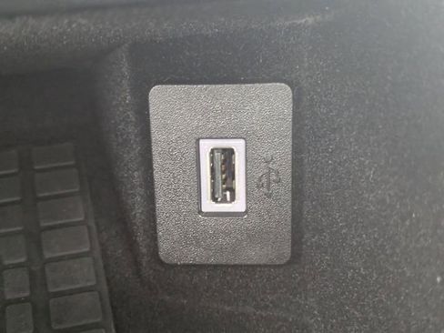 Used 2019 Lincoln Nautilus Reserve image 26