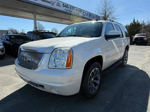 Used 2013 GMC Yukon SLT w/ SLT-2 Equipment Package image 1