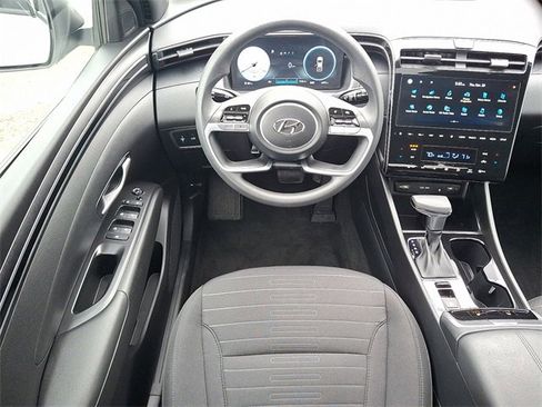 Certified 2024 Hyundai Santa Cruz SEL w/ Activity Package image 11