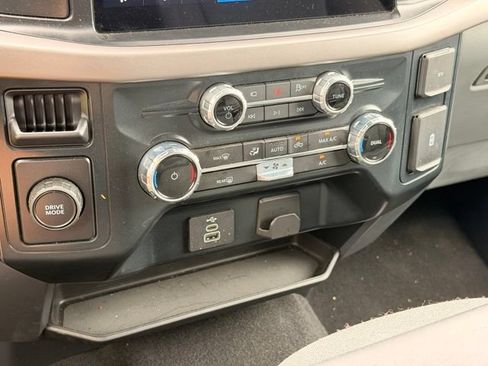 Used 2025 Ford F150 XLT w/ Equipment Group 301A Standard RWD image 29