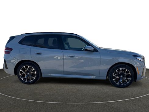 Used 2025 BMW X3 xDrive30i image 7